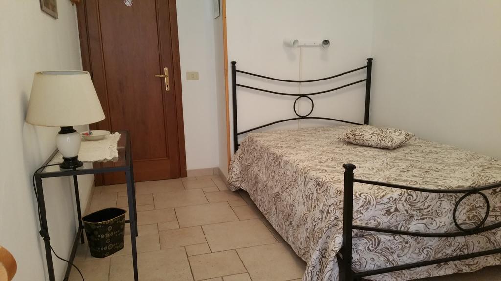 Bed and breakfast Bella Roma Domus Chambre photo